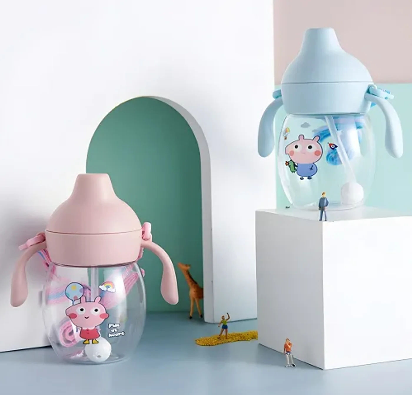 termo-de-agua-de-peppa-pig-de-silicona-con-correa-para-bebes-y-ninos_babyrex_01_e2b68b52.webp