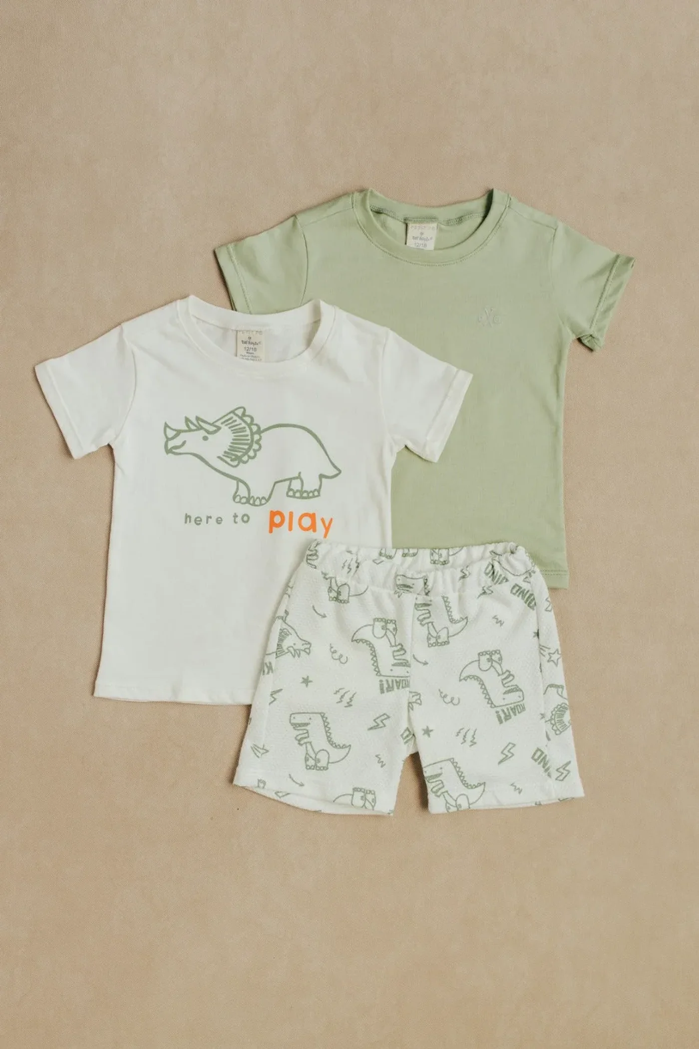 conjunto-dino-x-3-piezas-verde-con-blanco_babyrex_01_dd3509a9.webp