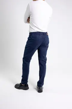 Jogger Clásico Oscuro Ref 7