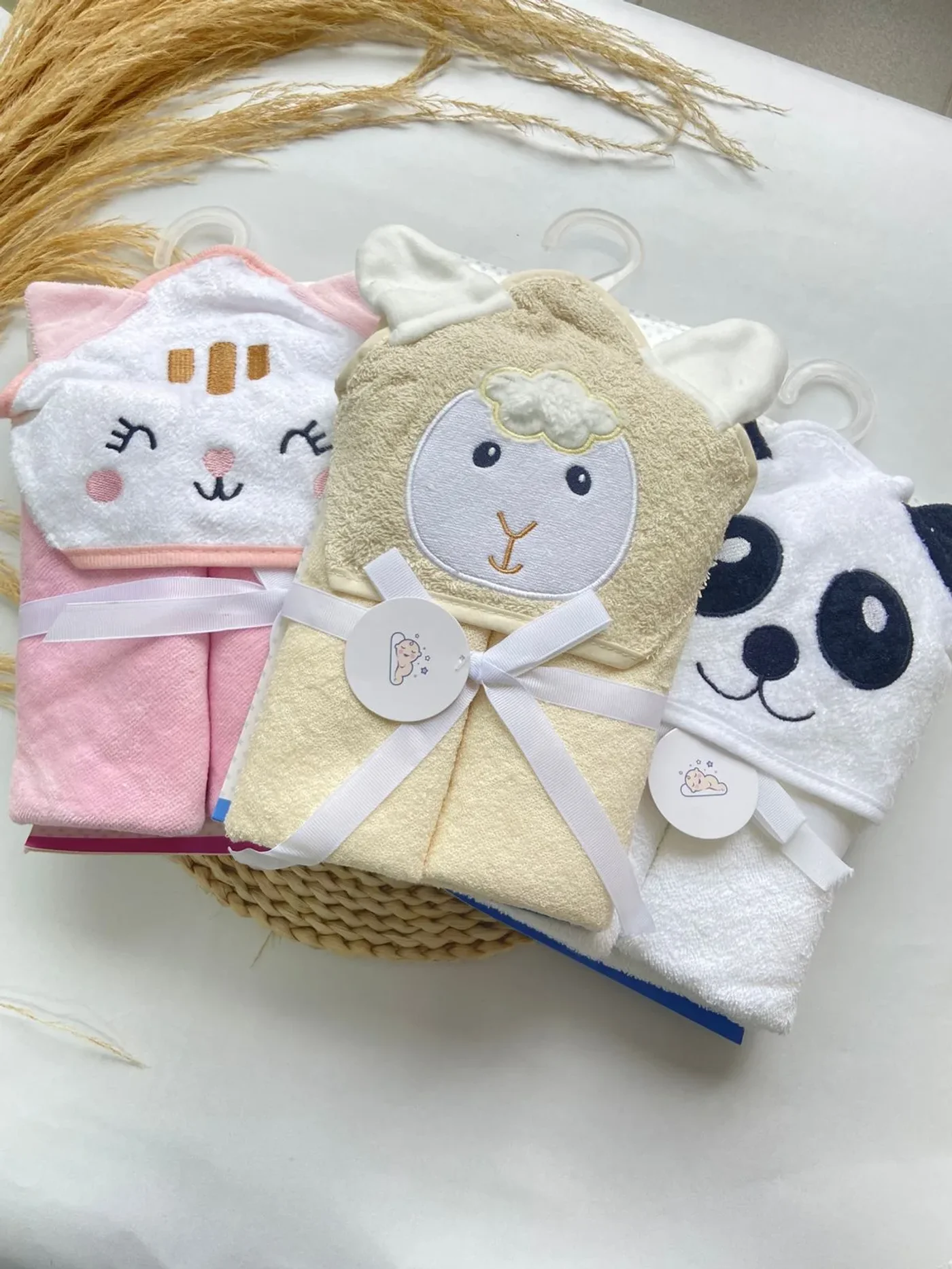 toalla-con-capota-para-bebes-variedad-de-disenos_babyrex_01_961325ab.webp