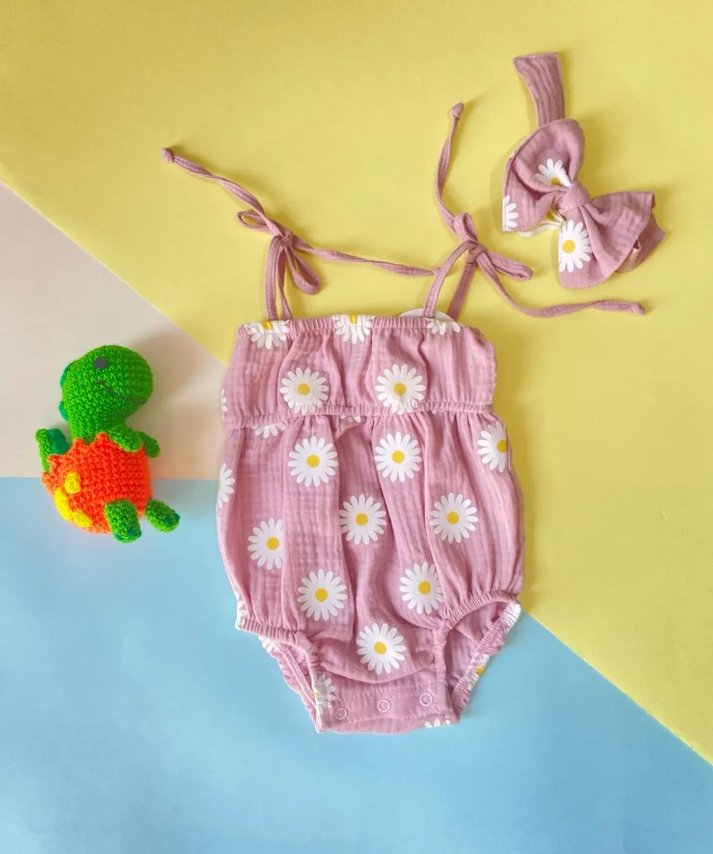 asoleador-margarita-rosado-con-diadema_babyrex_01_563db2f7.webp