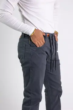 Jogger Clásico Gris Ref 7