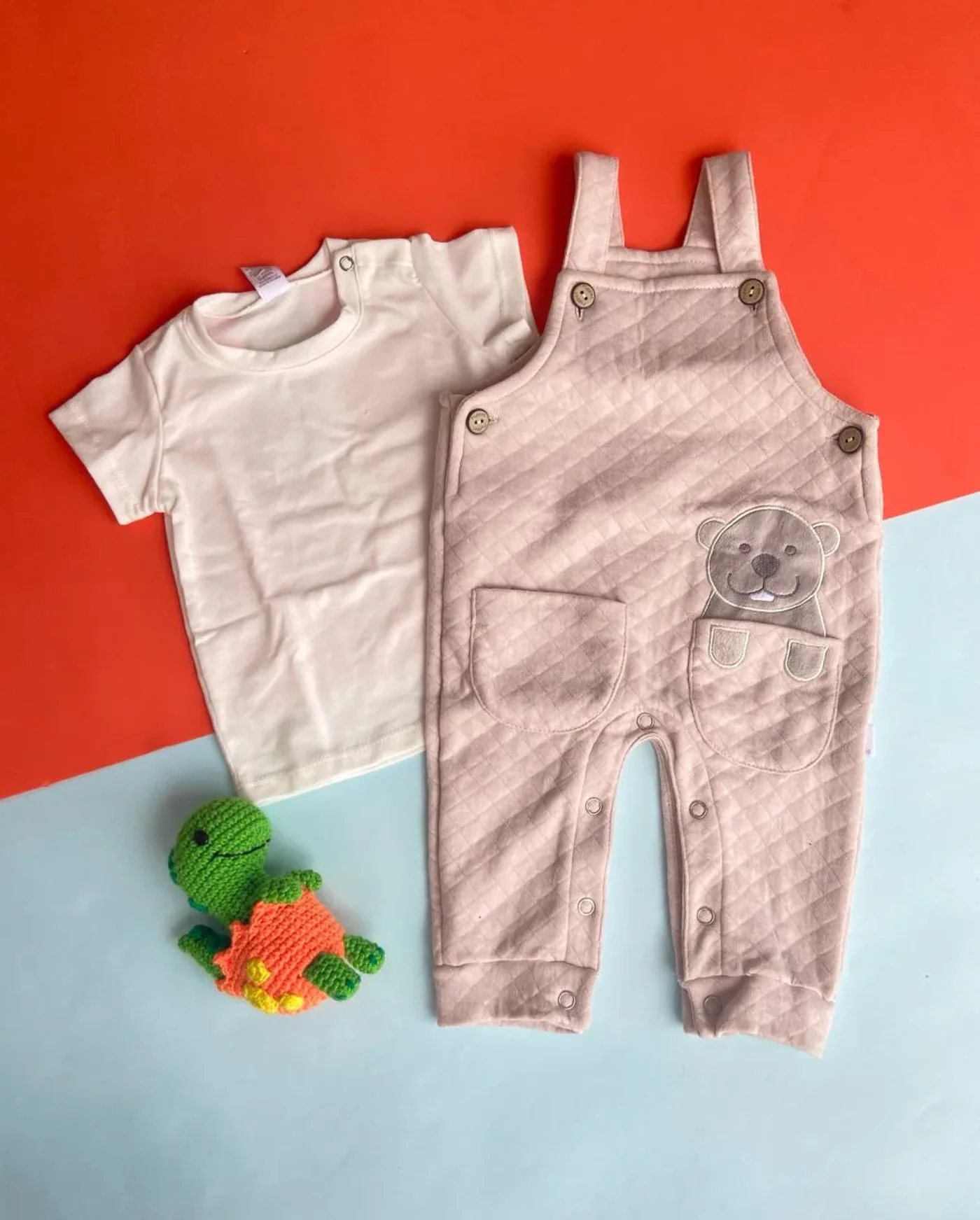braga-oso-cafe-con-camisa-blanca_babyrex_01_835820d8.webp