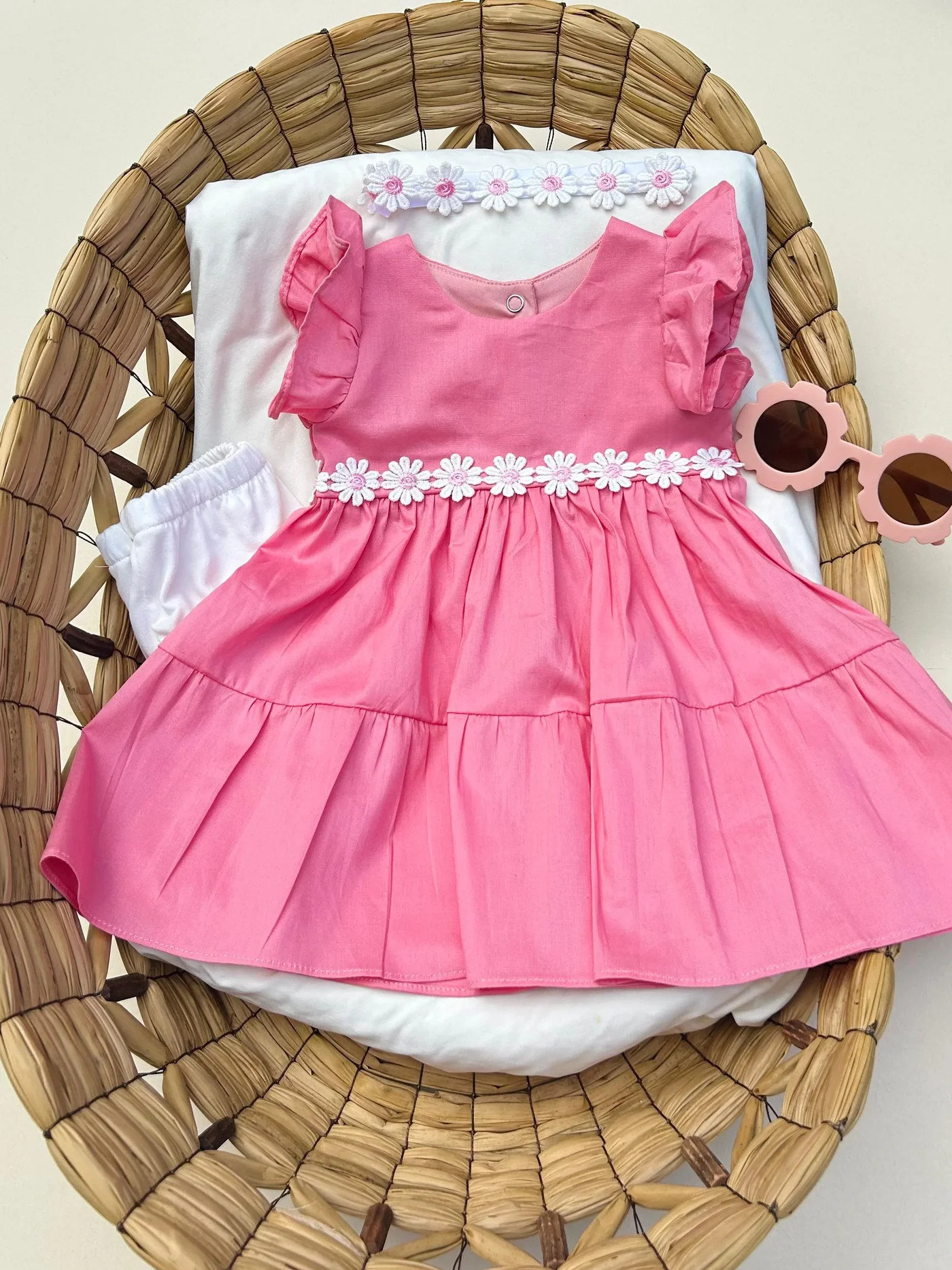 vestido-rosado-con-cubre-panal-y-diadema_babyrex_01_5b816ec5.webp
