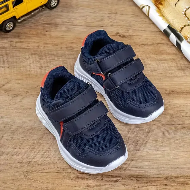 tenis-suela-liviana-y-suave-para-bebe-nino-variedad-de-estilos_babyrex_03_c9567316.webp