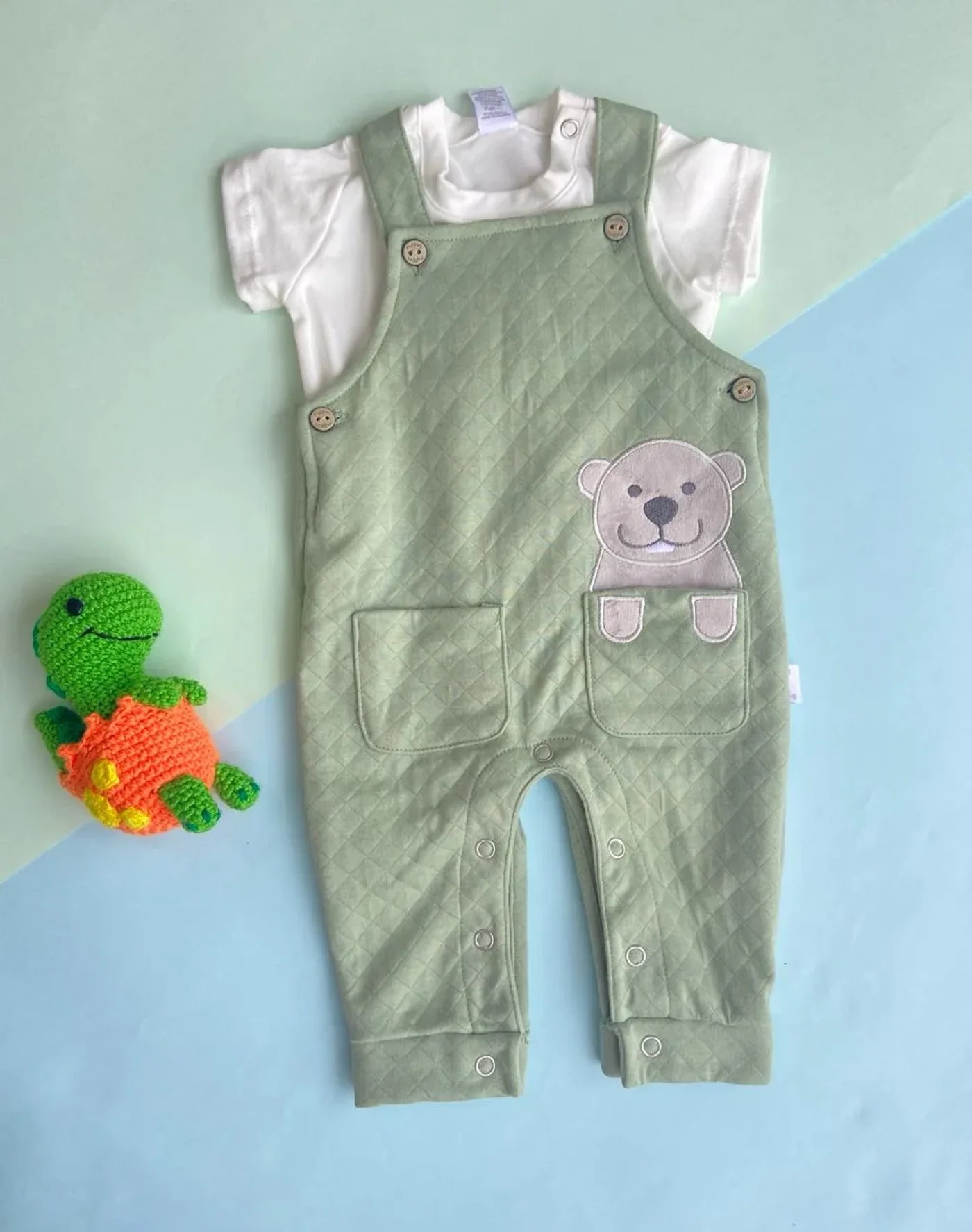 braga-oso-verde-con-camisa-blanca_babyrex_01_d069a2a9.webp
