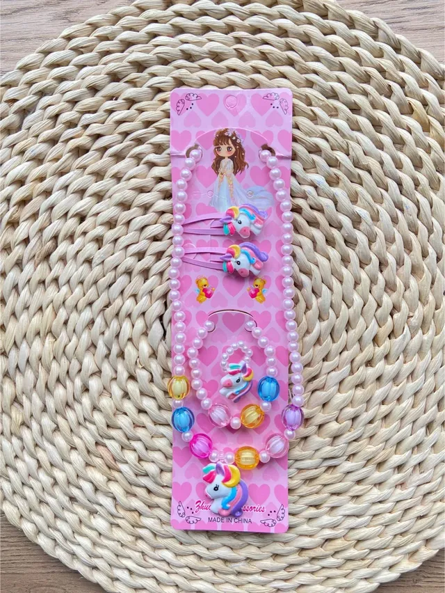set-de-accesorios-para-bebe-nina-variedad-de-estilos_babyrex_02_a550456a.webp