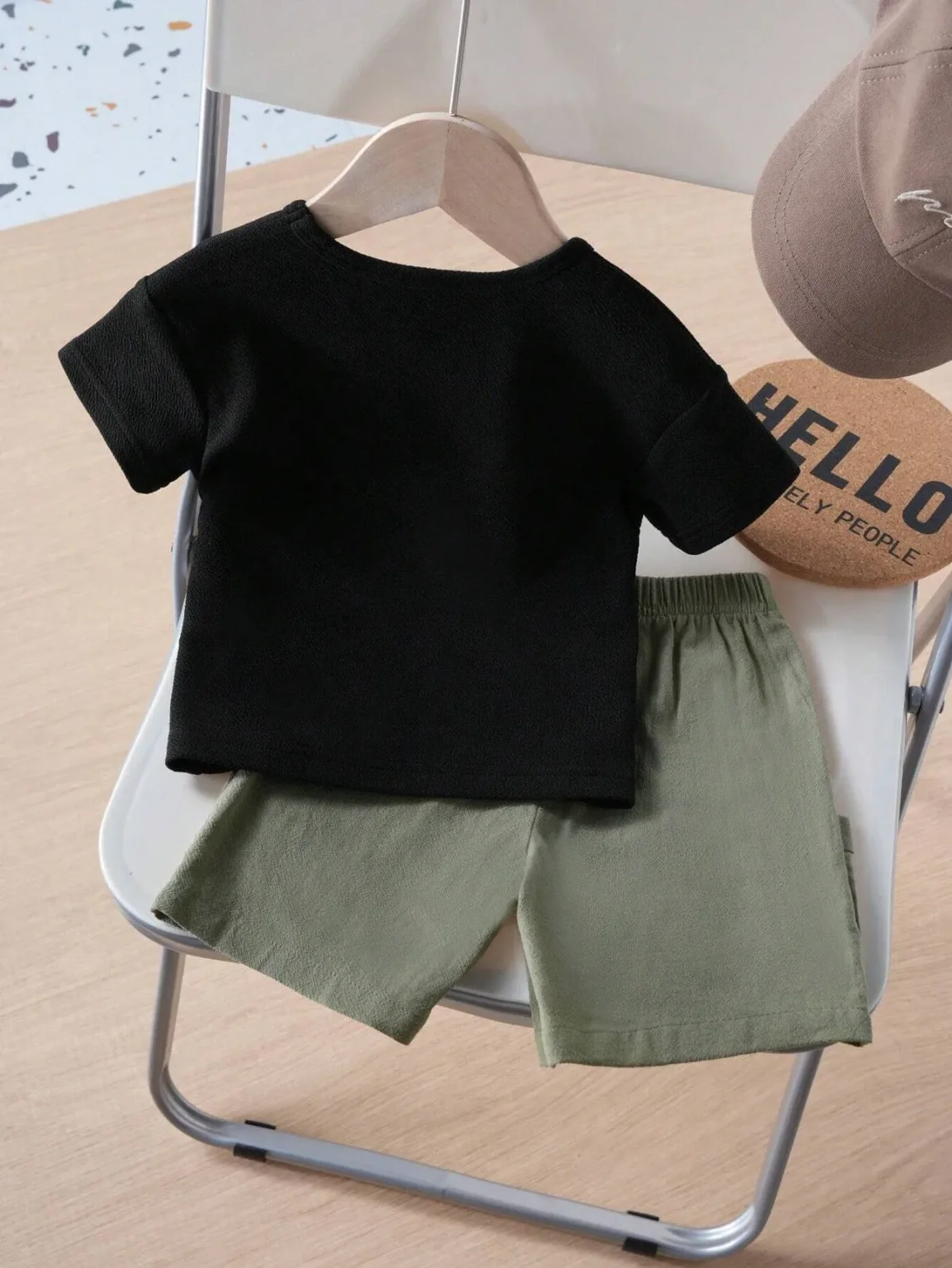 conjunto-short-y-camisa-negra-para-bebe-nino_babyrex_02_91547d45.webp