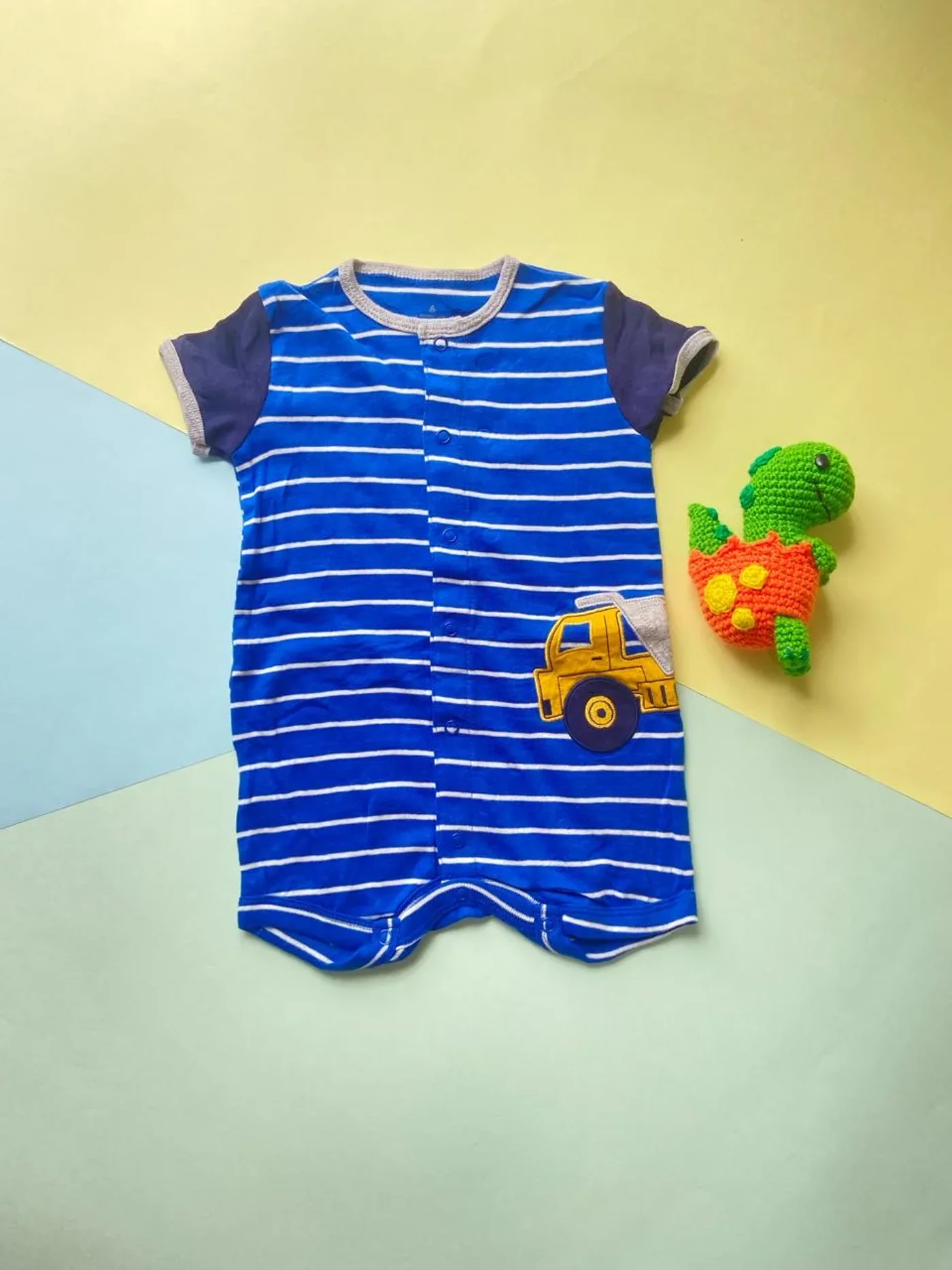 romper-azul-de-rayas-de-carro_babyrex_01_84249ba6.webp