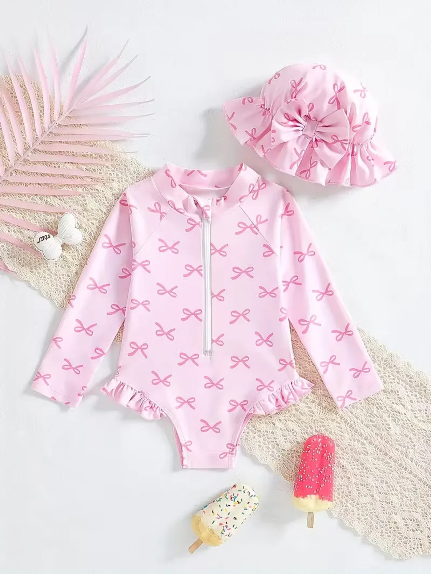 vestido-de-bano-enterizo-con-gorro-para-bebe-nina_babyrex_02_c5fbe7f7.webp