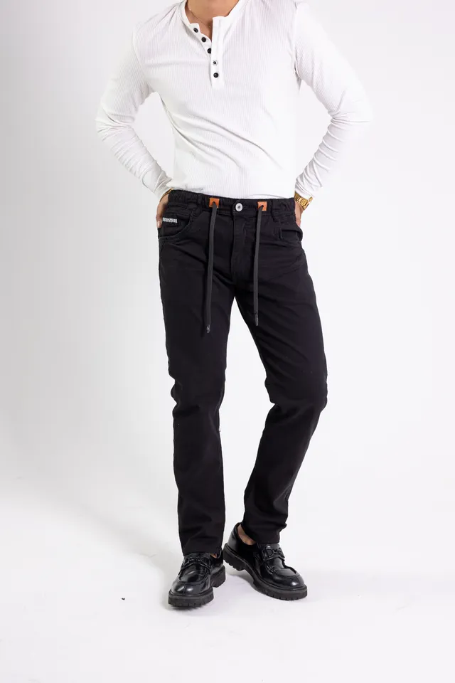 Jogger Clásico Negro Ref 7